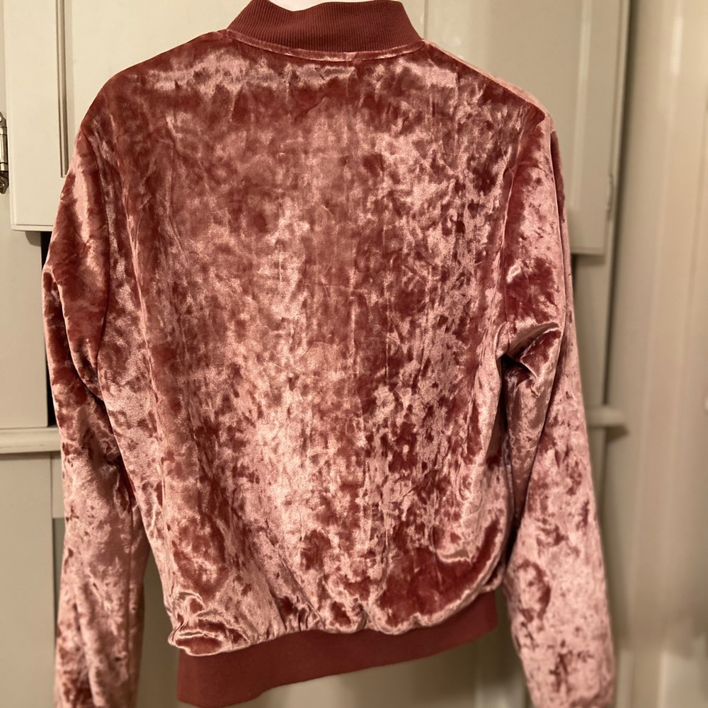 pink bomber jacket 💕💕 - Picture 2 of 4